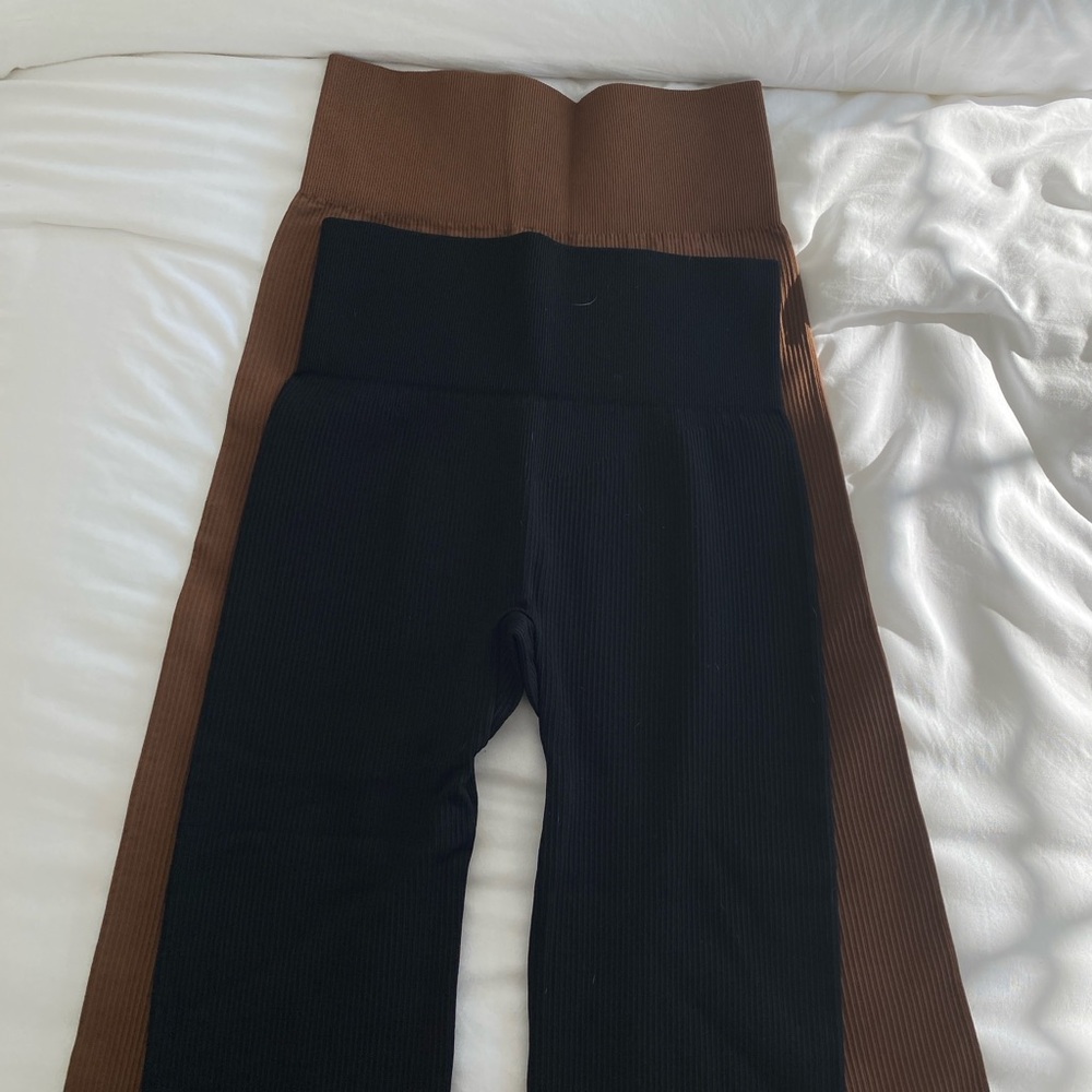 Black flare leggings
